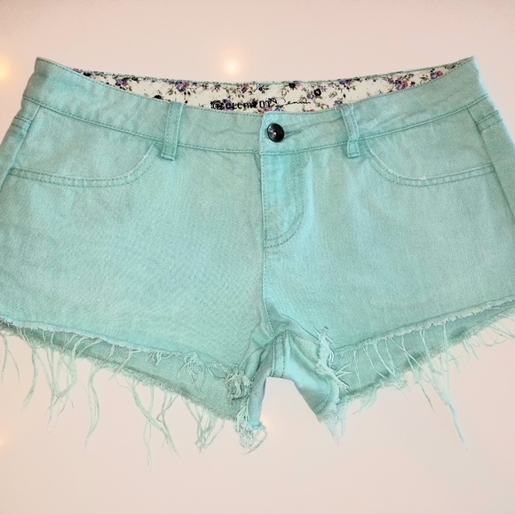 Element Pants - Baby blue Element cut off shorts